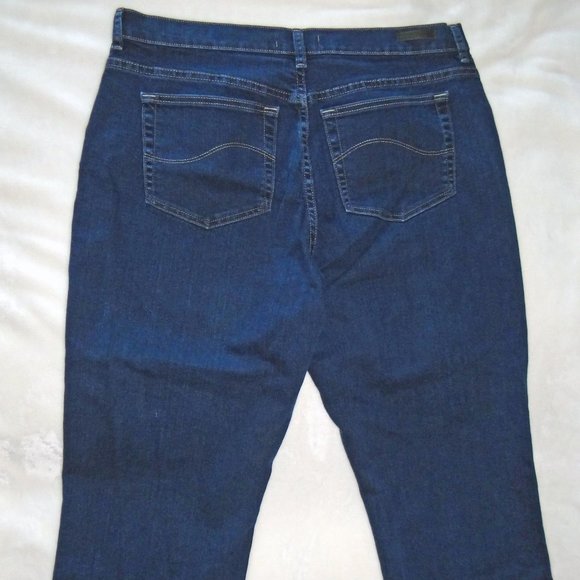 Lee Original Relaxed Straight Leg Jeans Dark Rinse, LIKE NEW - Picture 10 of 10